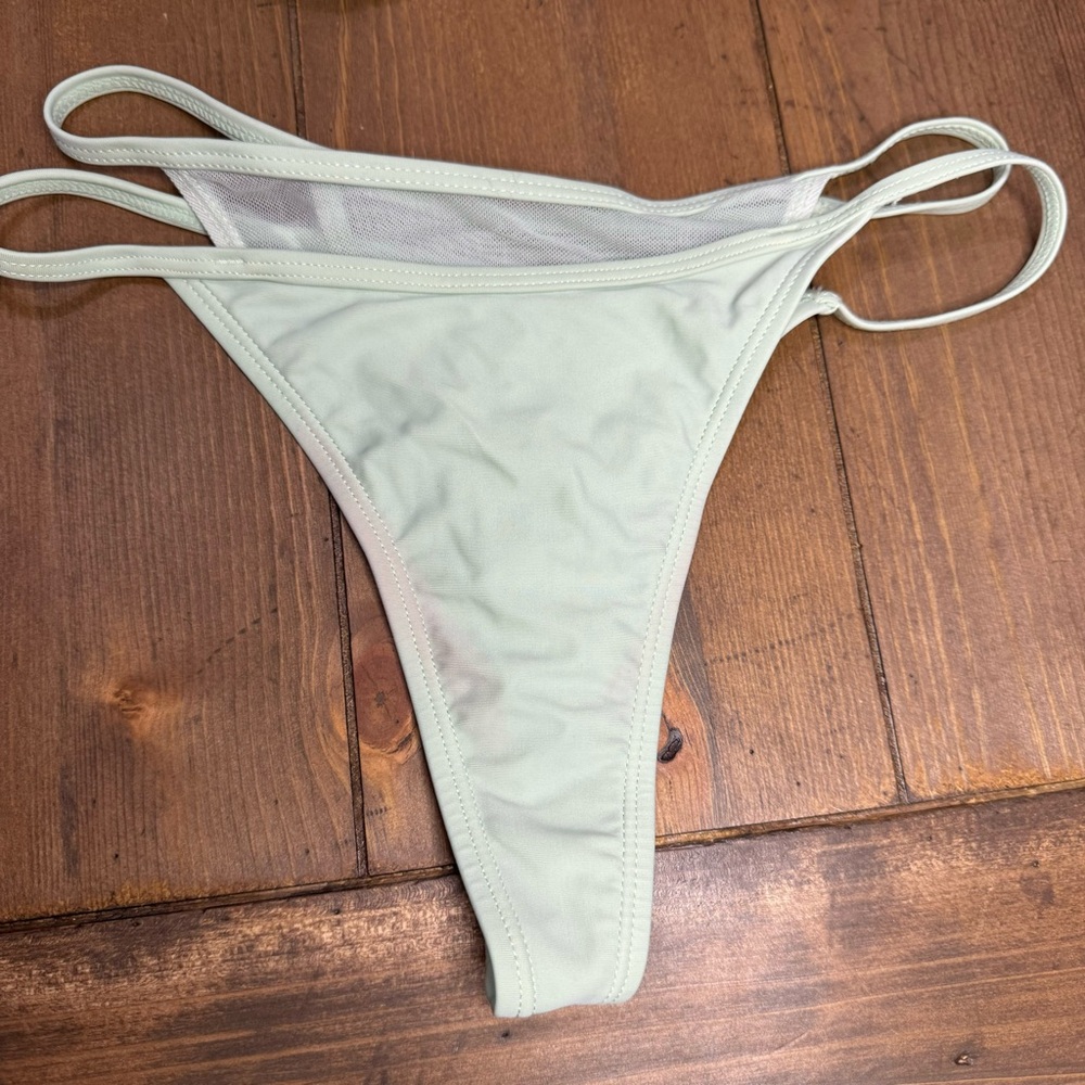Boutine LA Thong Swim Bottoms Size M